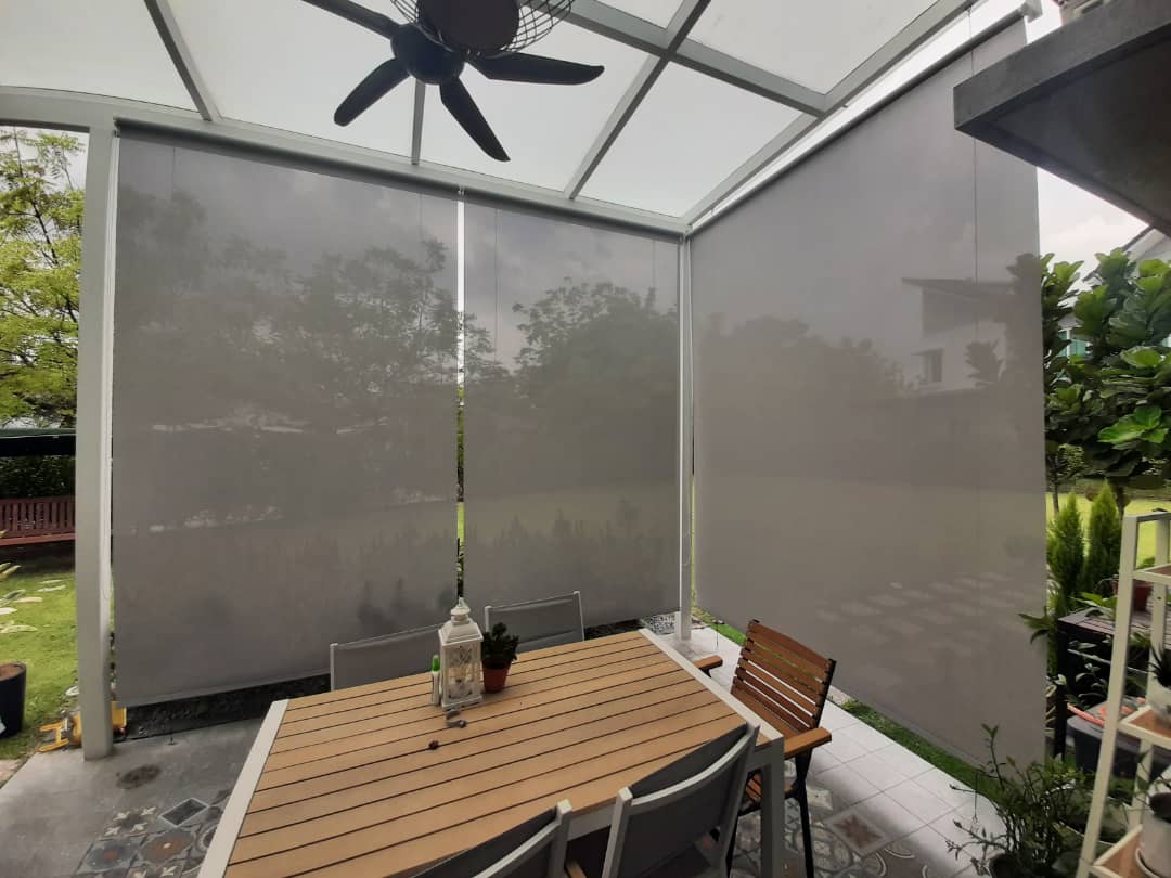 Enjoy Privacy & Outdoor View Simultaneously